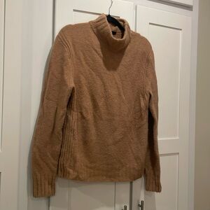 J Crew, Mockneck sweater in Supersoft yarn, L, Camel/tan
